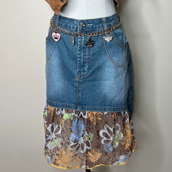 Vintage y2k denim skirt with boho lace floral - Picture 1 of 5